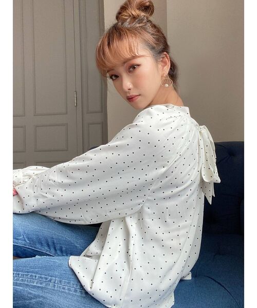 RESEXXY（リゼクシー）の「タイ付きブラウス（シャツ/ブラウス・レディース・その他1/ピンク/アイボリー・FREE）」の5枚目の写真