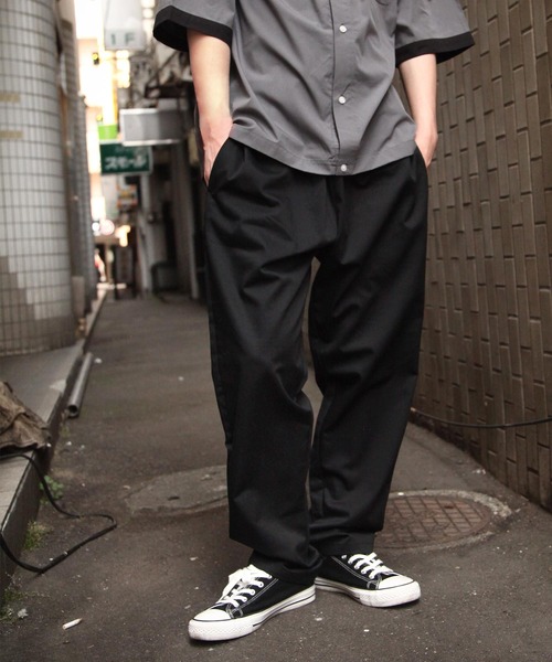 ZIP FIVE(ジップファイブ)の「【ZIP FIVE】【Cooker Pants】テーパードワイドイージーシェフパンツ(チノパンツ・レディース・ブラウン/ホワイト×ブラック/レオパード/ホワイト系/ブラック系/ブラック系1/ベージュ系/ブルー系/ベージュ/ストライプ/ライトベージュ/ネイビー/グレー系/パープル/オレンジ/アイボリー/カーキ/ブルー/ブラック/グリーン・LARGE/MEDIUM/X-LARGE/SMALL)」の4枚目の写真