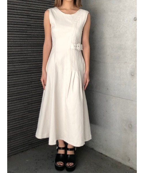 ENVYM（アンビー）の「デニムロングＯＰ（ワンピース・レディース・アイボリー/インディゴブルー・FREE）」の11枚目の写真