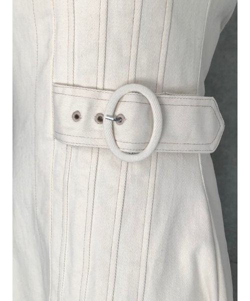 ENVYM（アンビー）の「デニムロングＯＰ（ワンピース・レディース・アイボリー/インディゴブルー・FREE）」の3枚目の写真