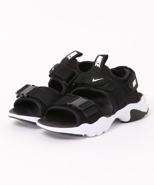 NIKE(ナイキ)の「【NIKE】WMNS NIKE CANYON SANDAL(サンダル・レディース・ブラック・23cm/24cm/25cm/22cm)」の1枚目の写真