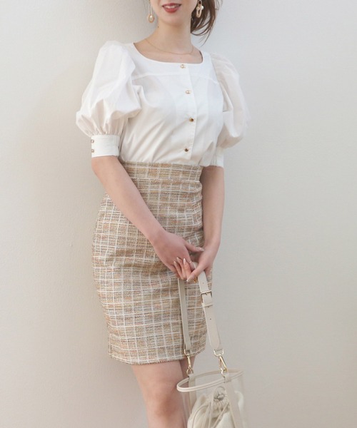 ROYAL PARTY（ロイヤルパーティー）の「パフスリーブボタンブラウス（シャツ/ブラウス・レディース・ベージュ/パープル/オフホワイト・FREE）」の4枚目の写真