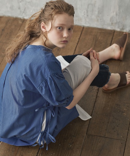 PUAL CE CIN（ピュアルセシン）の「【Du noir】ストライプサイドリボン チュニック（チュニック・レディース・ホワイト系/サックスブルー系・FREE）」の9枚目の写真