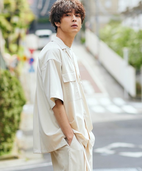 KGFR（カガフリ）の「直営店・WEB限定 KGFR(カガフリ)オーバーサイズオープンカラーシャツ（シャツ/ブラウス・メンズ・ライトグリーン/ベージュ/ライトグレー/ブラック・L）」の11枚目の写真