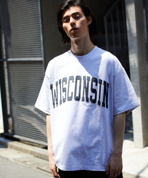 FREAK'S STORE（フリークスストア）の「WISCONSIN カレッジロゴ
