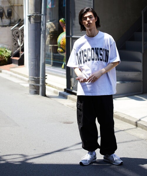 FREAK'S STORE（フリークスストア）の「WISCONSIN カレッジロゴ ワッペン Tシャツ/アーチロゴ/刺繍（Tシャツ/カットソー・メンズ・ホワイト/ブラック/グレー/ネイビー/グリーン・MEDIUM/LARGE）」の13枚目の写真