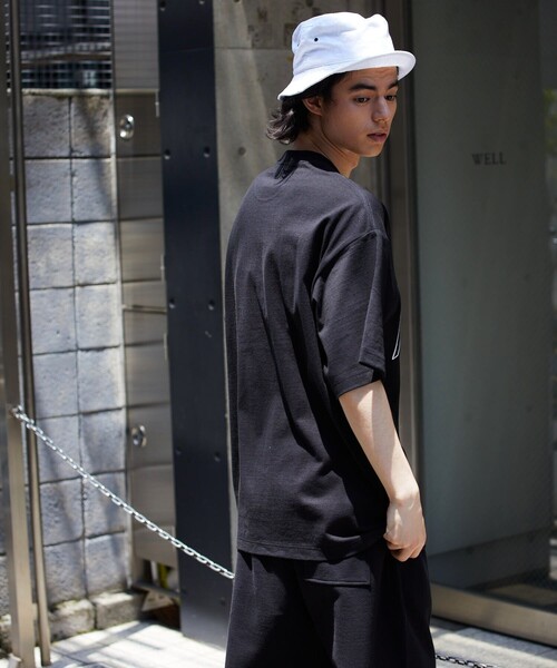 FREAK'S STORE（フリークスストア）の「WISCONSIN カレッジロゴ ワッペン Tシャツ/アーチロゴ/刺繍（Tシャツ/カットソー・メンズ・ホワイト/ブラック/グレー/ネイビー/グリーン・MEDIUM/LARGE）」の19枚目の写真