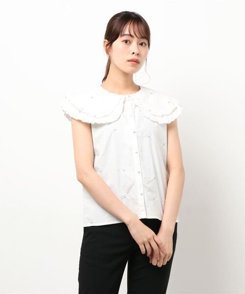 Allamanda(アラマンダ)の「ダブル襟ノースリブラウス(シャツ/ブラウス・レディース・オフホワイト/その他3/ホワイト系その他/ブルー系1・M)」の3枚目の写真