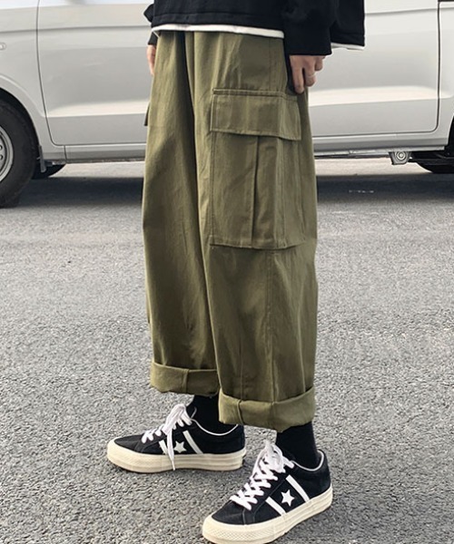 KOR(ケーオーアール)の「ルーズストレート ミリタリーカーゴパンツ(カーゴパンツ・メンズ・ブラック/グレー/オリーブ・M/L/XL)」の7枚目の写真