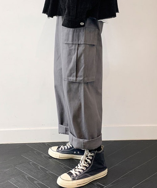 KOR(ケーオーアール)の「ルーズストレート ミリタリーカーゴパンツ(カーゴパンツ・メンズ・ブラック/グレー/オリーブ・M/L/XL)」の11枚目の写真