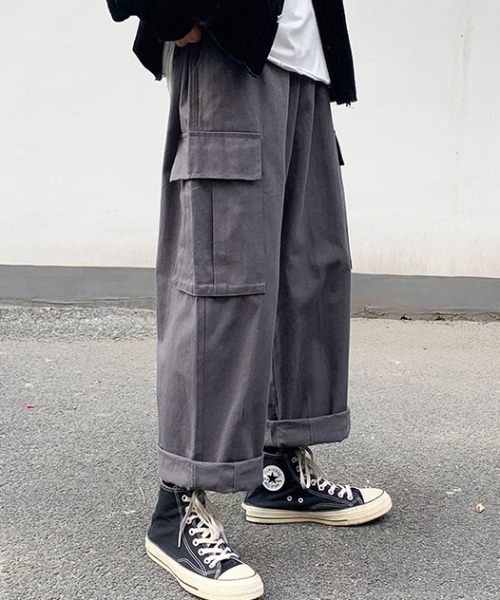 KOR(ケーオーアール)の「ルーズストレート ミリタリーカーゴパンツ(カーゴパンツ・メンズ・ブラック/グレー/オリーブ・M/L/XL)」の12枚目の写真