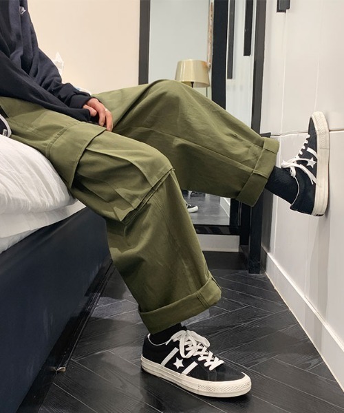 KOR(ケーオーアール)の「ルーズストレート ミリタリーカーゴパンツ(カーゴパンツ・メンズ・ブラック/グレー/オリーブ・M/L/XL)」の19枚目の写真