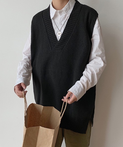 KOR（ケーオーアール）の「ユニセックス対応 Vネックニットベスト（ベスト・メンズ・ホワイト/ブラック/ブラウン/ベージュ/カーキ/イエロー・M/L/2XL/XL）」の7枚目の写真