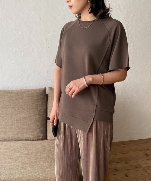 ReNorm（リノーム）の「ミニ裏毛アシメデザイントップス（Tシャツ/カットソー・レディース・ブラウン/ダークグレー・フリー）」の6枚目の写真