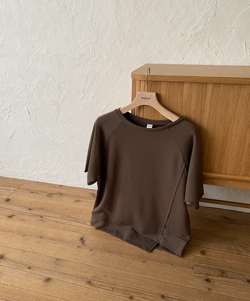 ReNorm（リノーム）の「ミニ裏毛アシメデザイントップス（Tシャツ/カットソー・レディース・ブラウン/ダークグレー・フリー）」の20枚目の写真