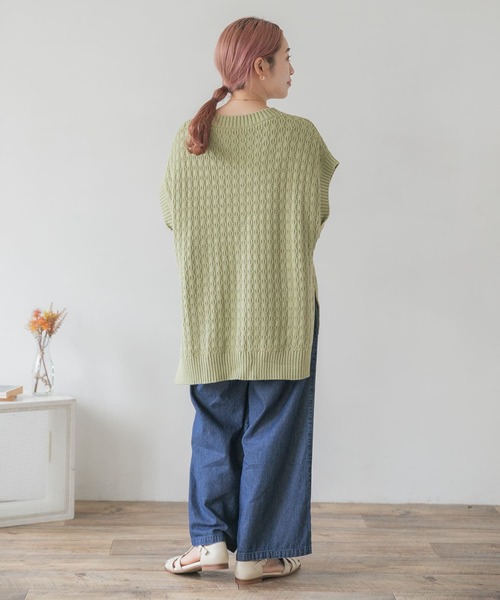 ITEMS URBANRESEARCH（アイテムズ アーバンリサーチ）の「ニットベスト（ベスト・レディース・ライトカーキ/アイボリー/パープル/ブラック/ベージュ・FREE）」の11枚目の写真