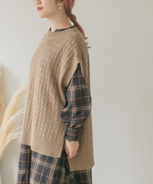ITEMS URBANRESEARCH（アイテムズ アーバンリサーチ）の「ニットベスト（ベスト・レディース・ライトカーキ/アイボリー/パープル/ブラック/ベージュ・FREE）」の12枚目の写真
