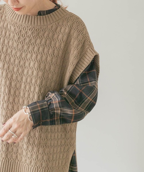 ITEMS URBANRESEARCH（アイテムズ アーバンリサーチ）の「ニットベスト（ベスト・レディース・ライトカーキ/アイボリー/パープル/ブラック/ベージュ・FREE）」の15枚目の写真