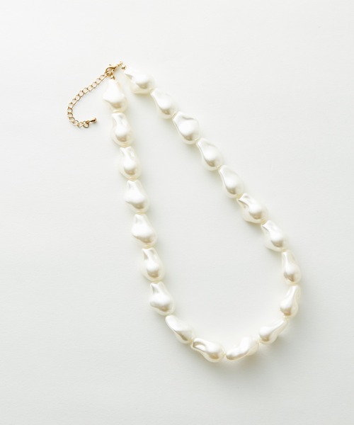 CIAOPANIC（チャオパニック）の「バロックパールネックレス（ネックレス・レディース・オフホワイト・FREE）」の4枚目の写真