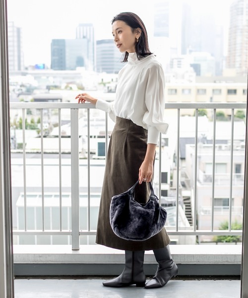 RIVE DROITE（リヴドロワ）の「きれい目にもカジュアルにもマッチする　ライトタンブラーハイネックシャツ（シャツ/ブラウス・レディース・オフホワイト/ブラック・FREE）」の7枚目の写真