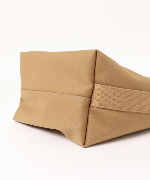 Bshop（ビショップ）の「【Brady】KINROSS MEDIUM（ショルダーバッグ・レディース・ブラック/カーキ・ONE SIZE）」の3枚目の写真