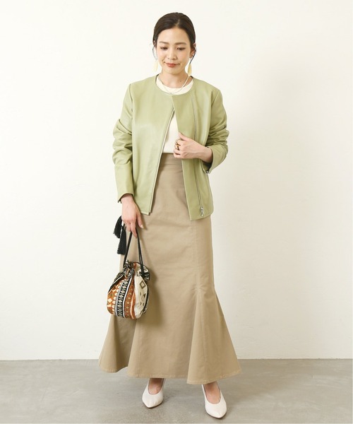 Simplicite（サンプリシテ）の「ラムレザー クルーネックジャケット◆（ノーカラージャケット・レディース・ブラック/カーキ・SMALL/MEDIUM）」の12枚目の写真