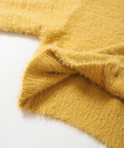 Crisp(クリスプ)の「フラッフィーショートニットカーディガン(カーディガン/ボレロ・レディース・ホワイト/マスタード/パープル・FREE)」の13枚目の写真