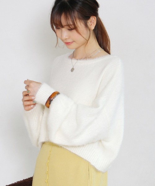 Crisp(クリスプ)の「フラッフィーショートニットカーディガン(カーディガン/ボレロ・レディース・ホワイト/マスタード/パープル・FREE)」の19枚目の写真