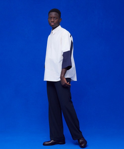 UNITED TOKYO（ユナイテッドトウキョウ）の「バイカラーハーフジッフL/Sシャツ（シャツ/ブラウス・メンズ・オフホワイト/ブラック/ネイビー・FREE）」の4枚目の写真