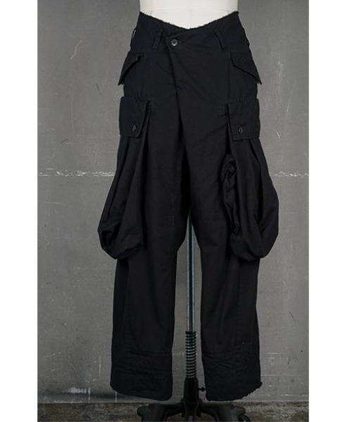 JULIUS（ユリウス）の「JULIUS/ユリウス/フォールデッドバギーパンツ