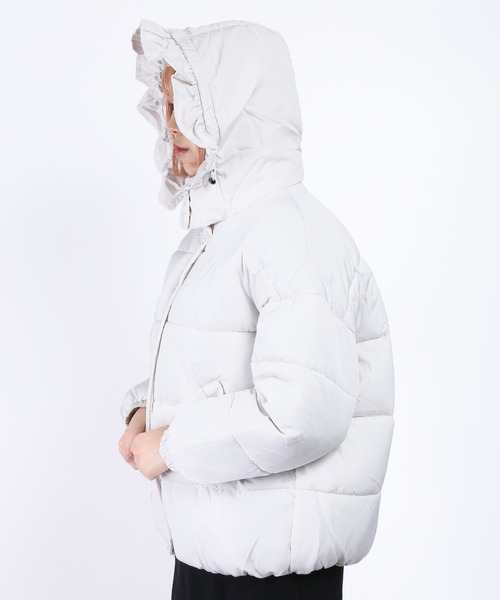 WC（ダブル シー）の「フリル中綿ブルゾン（ブルゾン・レディース・ホワイト/ブラック・FREE）」の10枚目の写真