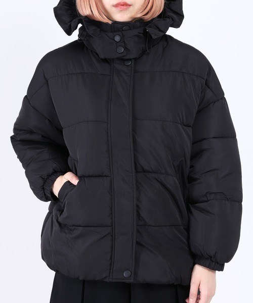 WC（ダブル シー）の「フリル中綿ブルゾン（ブルゾン・レディース・ホワイト/ブラック・FREE）」の4枚目の写真