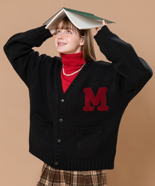 MUHET（ミュエータ）の「レタードカーディガン（カーディガン/ボレロ・レディース・ブラック/グレー/ライトベージュ・SMALL/MEDIUM/X-LARGE）」の6枚目の写真