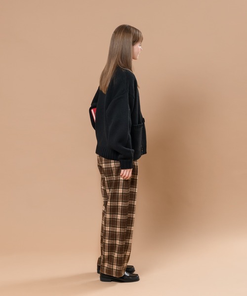 MUHET（ミュエータ）の「レタードカーディガン（カーディガン/ボレロ・レディース・ブラック/グレー/ライトベージュ・SMALL/MEDIUM/X-LARGE）」の13枚目の写真