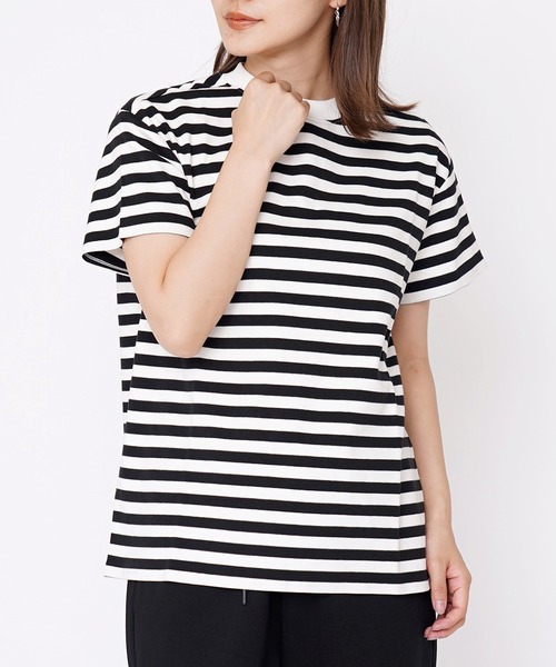 GIORDANO（ジョルダーノ）の「[ GIORDANO ] クルーネック半袖ビッグシルエットTシャツ（Tシャツ/カットソー・レディース・アイボリー/ホワイト/ブラック/ブラック×ホワイト/レッド系その他/ダークグリーン・LARGE/SMALL/MEDIUM）」の4枚目の写真