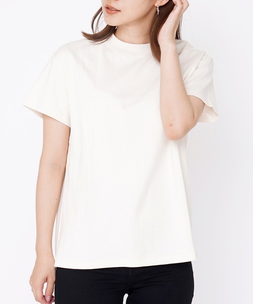 GIORDANO（ジョルダーノ）の「[ GIORDANO ] クルーネック半袖ビッグシルエットTシャツ（Tシャツ/カットソー・レディース・アイボリー/ホワイト/ブラック/ブラック×ホワイト/レッド系その他/ダークグリーン・LARGE/SMALL/MEDIUM）」の2枚目の写真