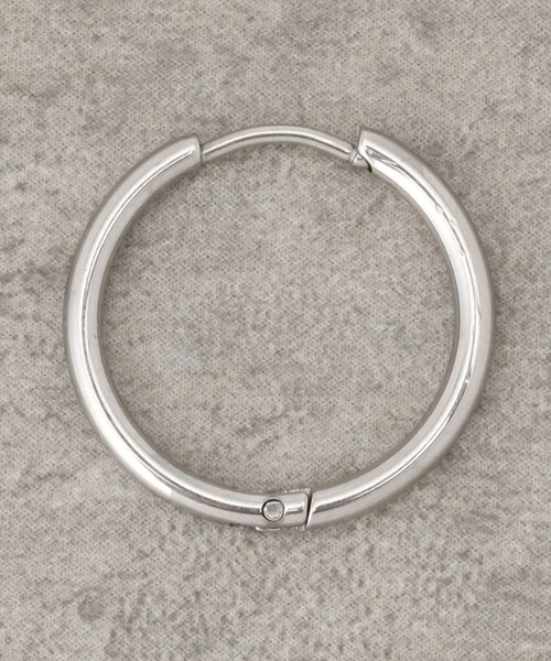 FREAK'S STORE（フリークスストア）の「【WEB限定】シンプルフープピアス（ピアス（両耳用）・レディース・シルバー/ゴールド・ONE SIZE）」の5枚目の写真