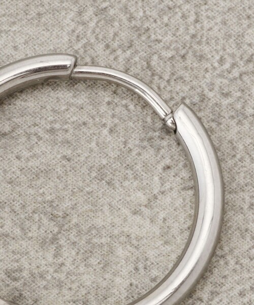 FREAK'S STORE（フリークスストア）の「【WEB限定】シンプルフープピアス（ピアス（両耳用）・レディース・シルバー/ゴールド・ONE SIZE）」の6枚目の写真