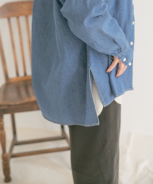 ITEMS URBANRESEARCH(アイテムズ アーバンリサーチ)の「ルーズデニムシャツ(シャツ/ブラウス・レディース・ライトブルー/ブルー/ブルー系その他・FREE)」の9枚目の写真