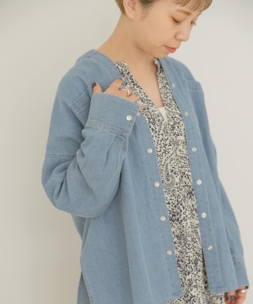 ITEMS URBANRESEARCH(アイテムズ アーバンリサーチ)の「ルーズデニムシャツ(シャツ/ブラウス・レディース・ライトブルー/ブルー/ブルー系その他・FREE)」の6枚目の写真