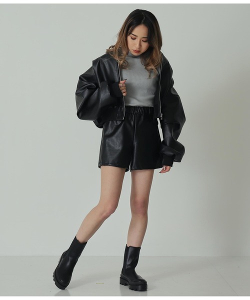 ANAP（アナップ）の「フェイクレザーショートパンツ（その他パンツ・レディース・ブラック/アイボリー・FREE）」の12枚目の写真