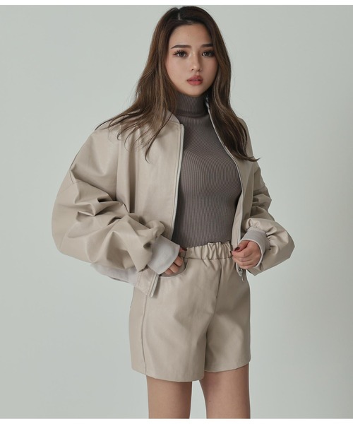 ANAP（アナップ）の「フェイクレザーショートパンツ（その他パンツ・レディース・ブラック/アイボリー・FREE）」の6枚目の写真