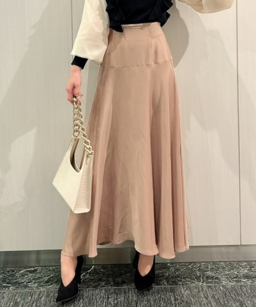 EIMY ISTOIRE（エイミーイストワール）の「ニュアンスサテンフレアー