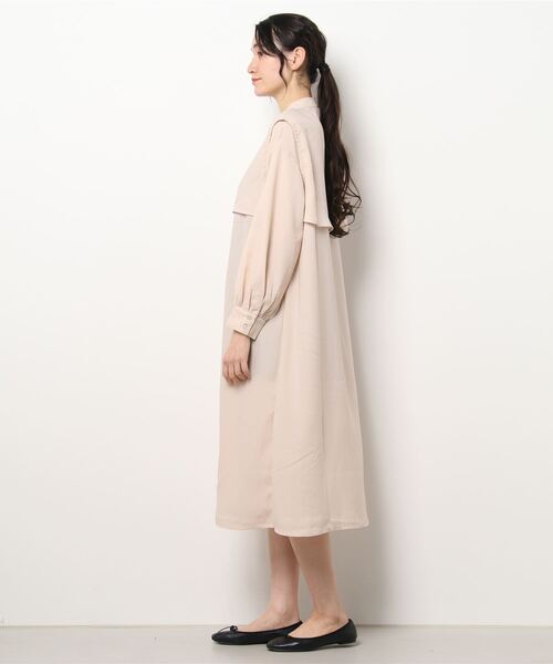 Fashion Letter（ファッションレター）の「ケープデザインワンピース（シャツワンピース・レディース・ベージュ/オフホワイト/グリーン・M）」の19枚目の写真