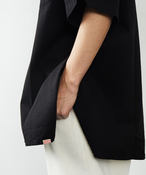 HINSON（ヒンソン）の「HINSON/ヒンソン ノーカラー グランパシャツ ショートスリーブ/ノーカラー/プルオーバー（シャツ/ブラウス・メンズ・ホワイト/ブラック/オフホワイト/ホワイト系その他/ブラック系その他・MEDIUM/LARGE）」の18枚目の写真