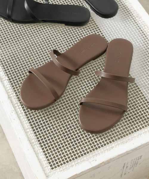 URBAN RESEARCH Sonny Label（アーバンリサーチサニーレーベル）の「ツーラインサンダル（サンダル・レディース・ブラック/ブラウン/アイボリー・SMALL/MEDIUM/LARGE）」の5枚目の写真