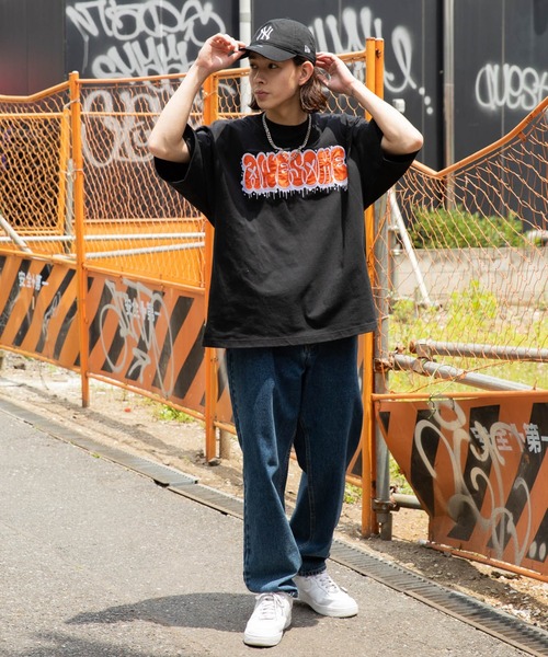 WEGO（ウィゴー）の「WEGO/グラフィティBIGT(S)（Tシャツ/カットソー・メンズ・ホワイト/ブラック/ブラック系その他/ホワイト系その他・MEDIUM/LARGE）」の13枚目の写真