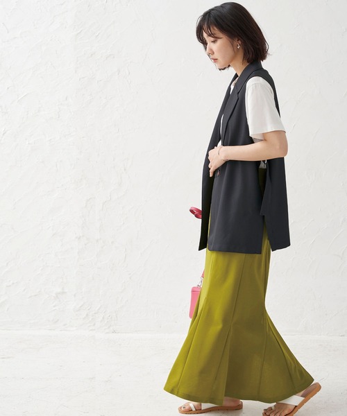 BELLUNA PLUS(ベルーナ)の「ベルト使いデザインジレ(ベスト・レディース・ブラック/ベージュ/モカ・MEDIUM/LARGE)」の19枚目の写真