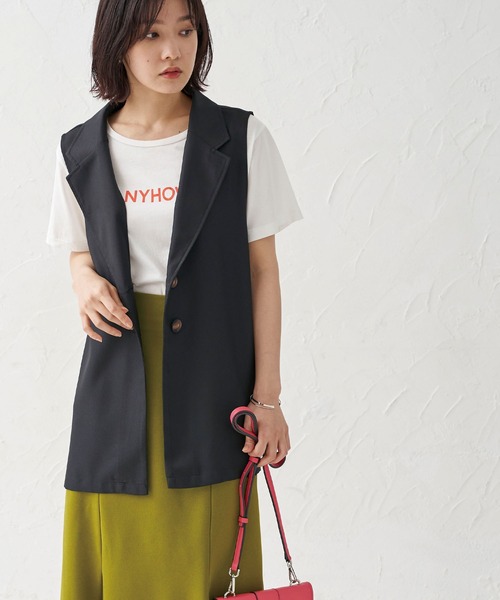 BELLUNA PLUS(ベルーナ)の「ベルト使いデザインジレ(ベスト・レディース・ブラック/ベージュ/モカ・MEDIUM/LARGE)」の11枚目の写真