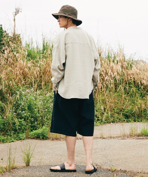WYM LIDNM（ウィム バイ リドム）の「VINTAGE BLACK WASHED TWILL WIDE SHORTS（その他パンツ・メンズ・ブラック・S/M/L）」の2枚目の写真